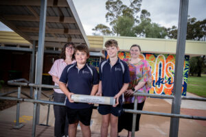Teacher celebrates 30 years of Cardross kids