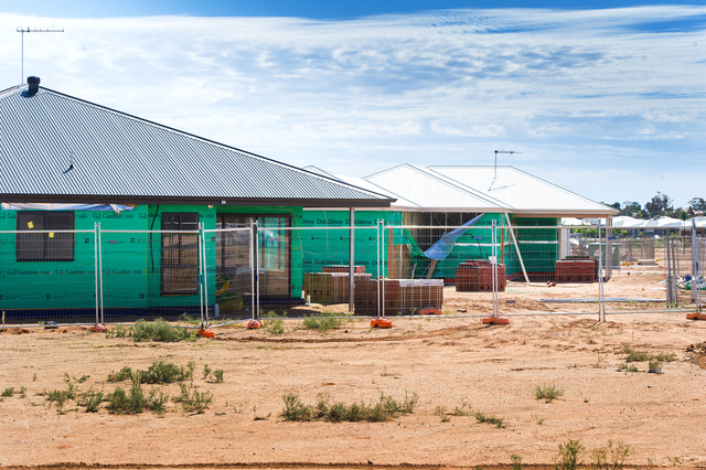 Gol Gol lands new housing sites