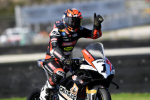 Five star splash for history making Waters