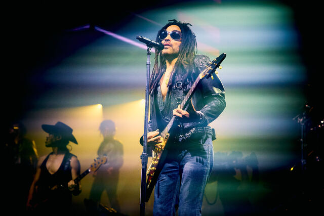 Prices cut for Lenny Kravitz