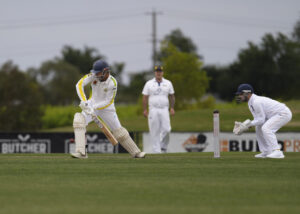 East claim victory at the death