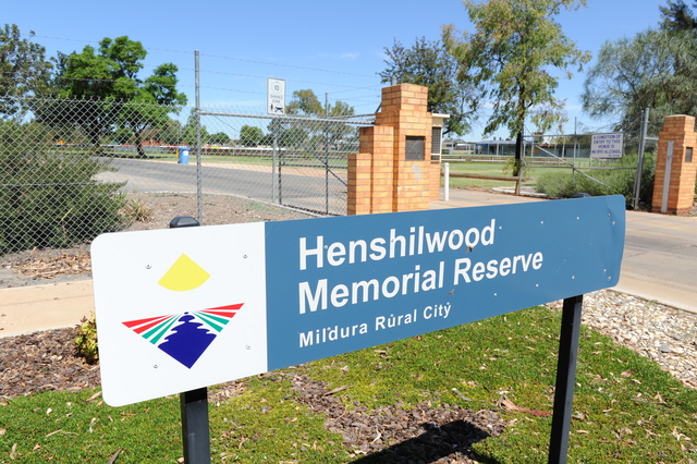 Peeps into the Past – 16 – 22 November: Park praise