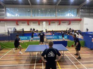 Top teams tumble as Kealley claims title