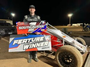 Wingless Walsh retains state crown at Timmis