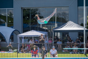 Divers make debut splash