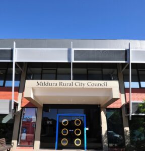 Council backs quick grants