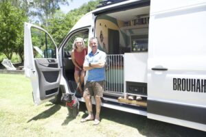 Van-tastic laughs at the Setts