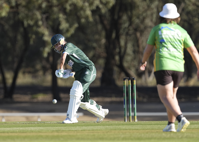 Women’s season returns to action