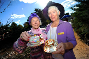 Peeps into the Past – 4 to 10 January: Spill the tea