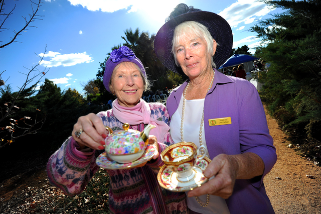 Peeps into the Past – 4 to 10 January: Spill the tea