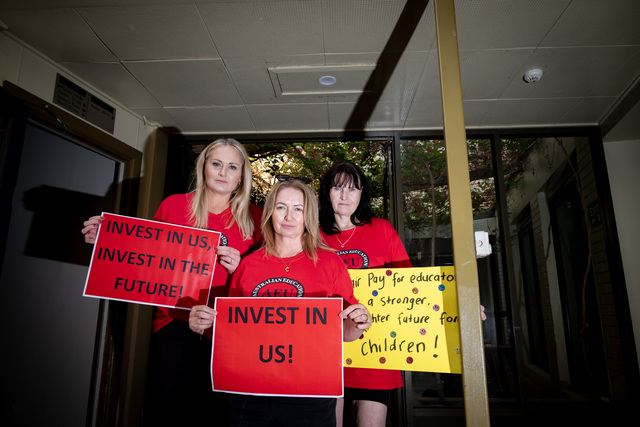 Kinder teachers go on strike