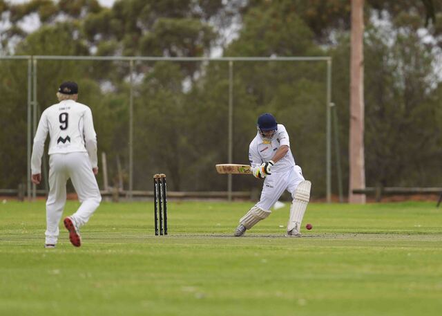 Local cricketers off to country week