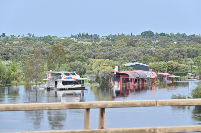 Report counts cost of 2022 floods