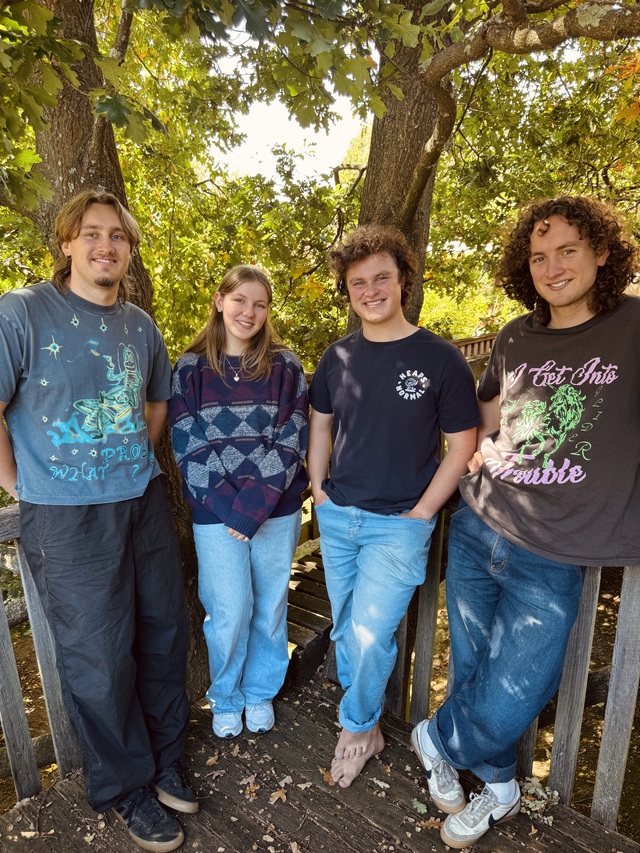 Siblings guarantee a good time