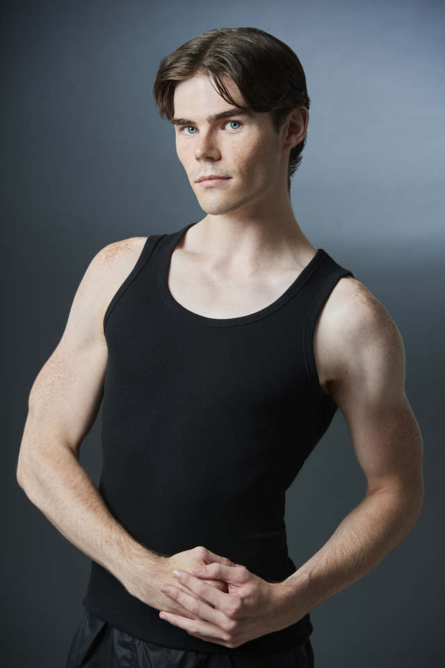 An arabesque is best in the west