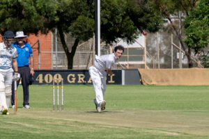 Swallows escape semi-finals heist