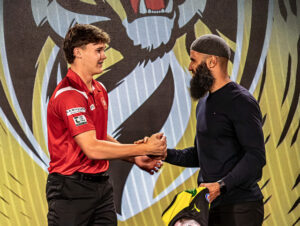 Cumming reinjures his shoulder in final pre-season game