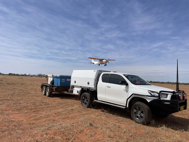Aerial bait drop set for take off