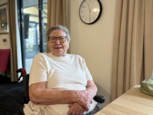 Regis residents set for glamour portraits