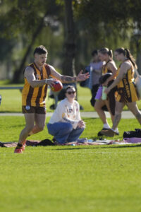 Gol Gol under the pump