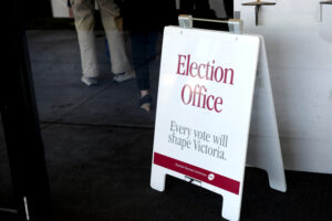 Low-sensory centres for accessible voting