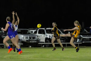 Déjà vu for Hawks, Saints