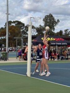 Eagles dominate Dogs