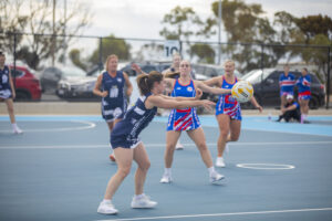 Kangas, Bulldogs chase response