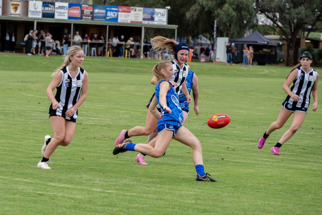 MFNL women down to four after Roo exit